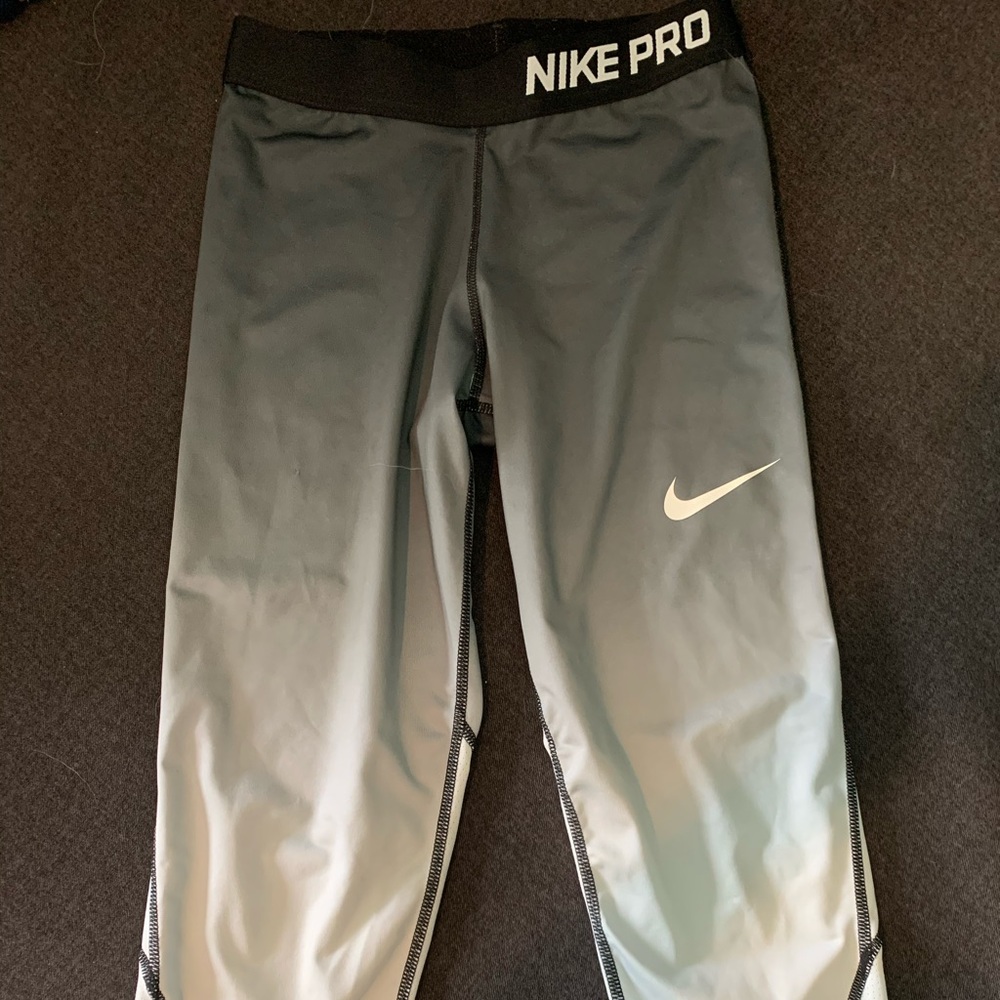 Nike Pro leggings
